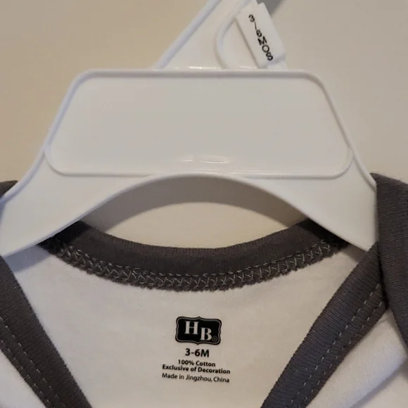 Hudson Baby Onesie New To The Tribe - Picture 6 of 9